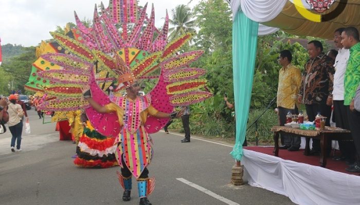 Karnaval Pesta Horas Tapteng Dilepas Gubsu