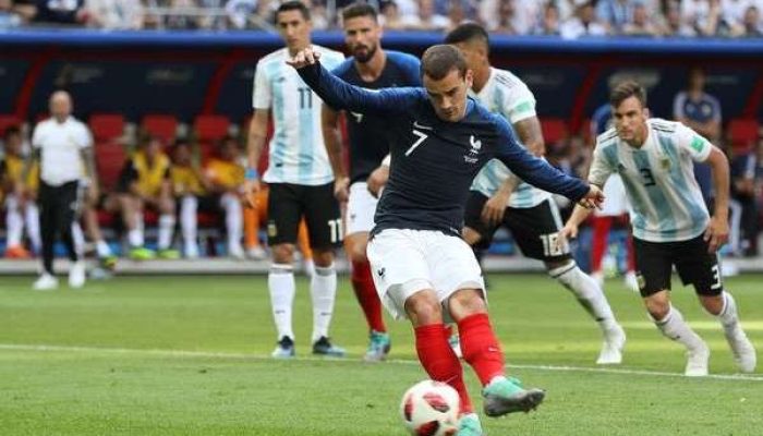 Prancis Tumbangkan Argentina 4:3