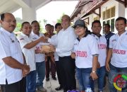 Bupati Bakhtiar Rogoh Koceknya Rp50 Juta Untuk Keberangkatan Pesparawi Tapteng ke Tingkat Nasional