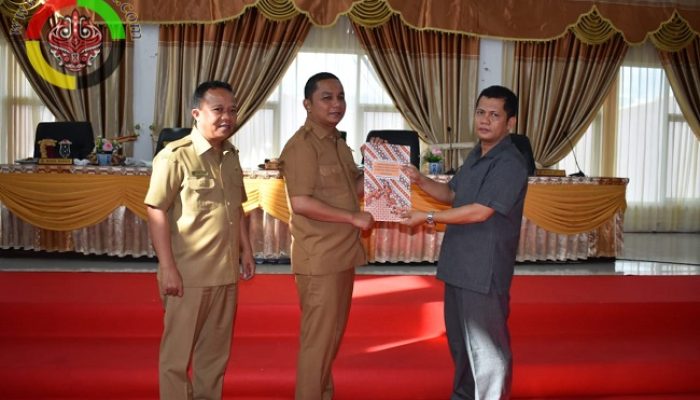 P-APBD 2018 dan Perubahan Perda Nomor 10 Tahun 2016 Disetujui DPRD Tapteng