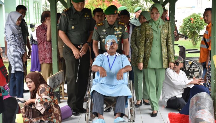 Danrem 023/KS Beserta Ketua Persit Turun Langsung