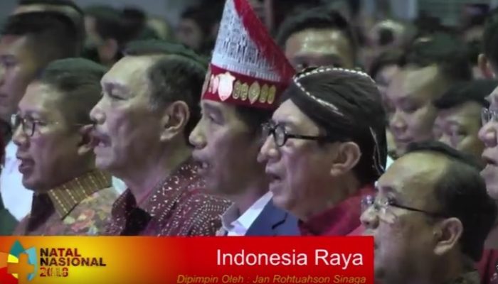 Jokowi Hadir Diacara Natal Nasional 2018 Kenakan Pakaian Ulos