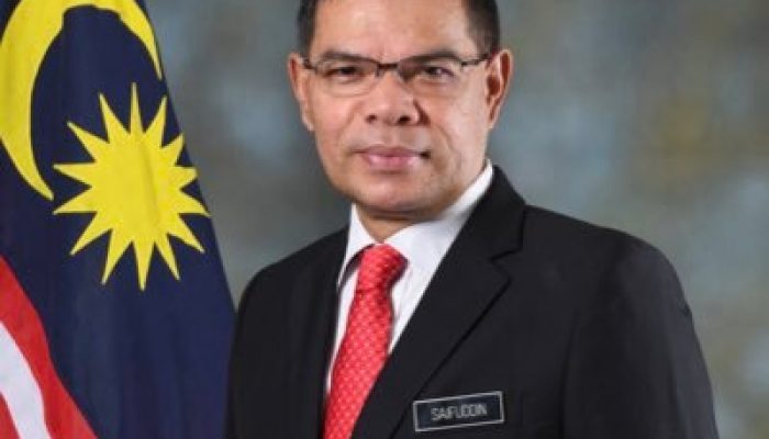 Saifuddin Nasution Dilantik Menjadi Menteri Perdagangan Malaysia