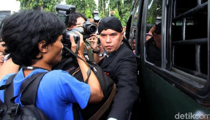 Keluarga Shock Ahmad Dhani Dibui
