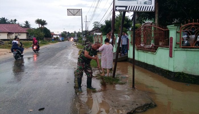 Sungai Sibuluan Tapanuli Tengah Meluap