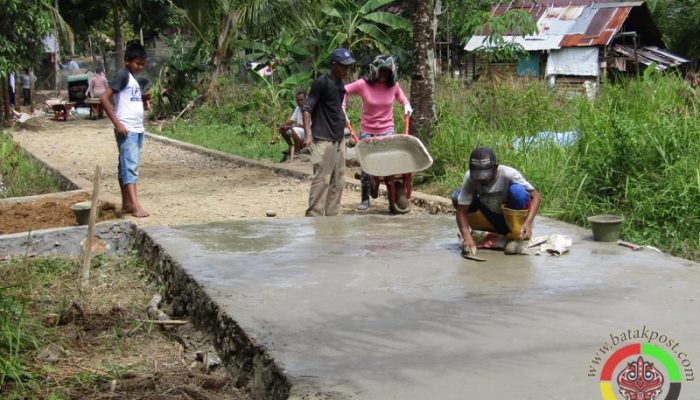 Masyarakat Desa Aek Horsik Miliki Jalan Ring Road