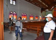 Wali Kota Sibolga Pimpin Penyemprotan Disinfektan di Seluruh Gereja