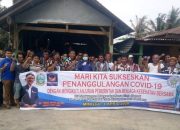 Anggota DPRD Sumut DR. Timbul Sinaga bersama IPK Semprot Desinfektan Desa Cinta Dame