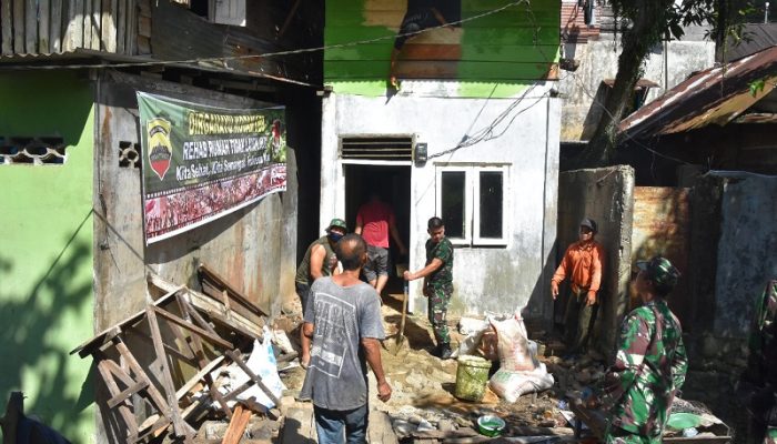 Korem 023/KS Bedah Rumah Warga Kurang Mampu di Sibolga