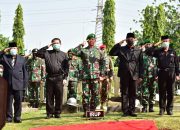 Kasad Pimpin Upacara Pemakaman Alm Jenderal TNI (Purn) Pramono Edhie Wibowo