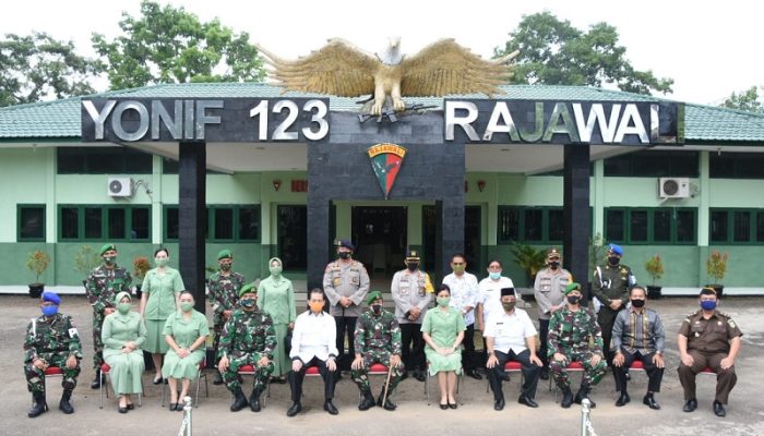Danrem 023/KS Kunjungan Kerja ke Yonif 123/RW Sidimpuan