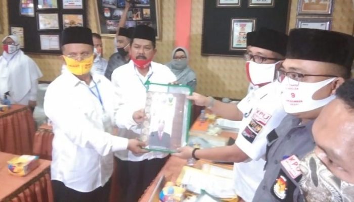 Pasangan Bahdin-Edipolo Pendaftar Perdana ke KPU Sibolga
