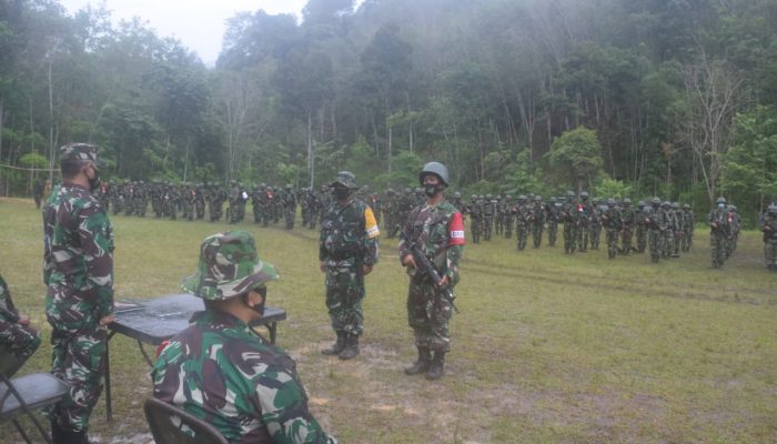 Danrem 023/KS Buka Latihan Uji Siap Tempur Kompi Yonif 123/RW