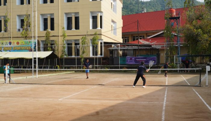 Korem 023/KS dan STC Sibolga Gelar Tenis Eksibisi