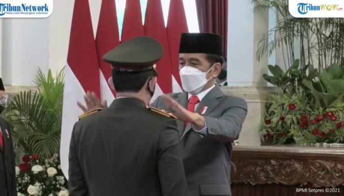 Presiden Jokowi Lantik Listyo Sigit Prabowo Jadi Kapolri
