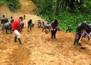 Kompaknya TNI-Polri dan Masyarakat Buka Jalan Baru di Gunungsitoli