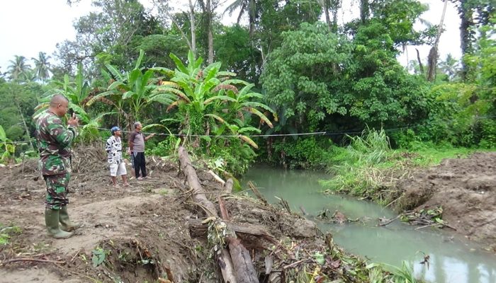 Akses Jalan Terbuka Pelajar Selamat dari Risiko Menyusuri Sungai