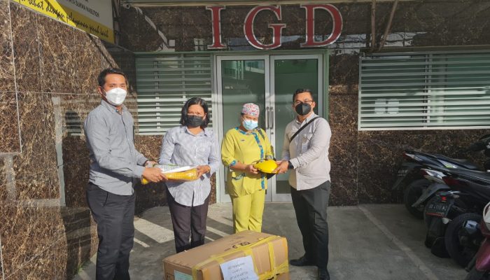 Jamsostek Serahkan Bantuan ke RS Metta Medika Sibolga