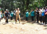 Bakhtiar: Saya Cinta dengan Desa Pardomuan, dan Jalan Menuju Air Terjun Dolok Bunga Akan Dihotmix Sepanjang 4 KM