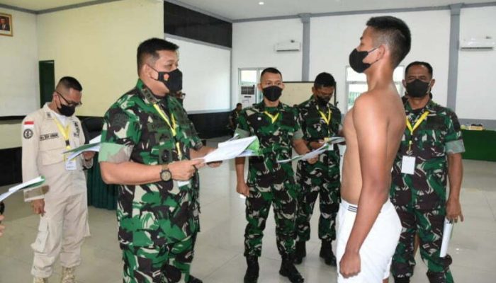 94 Catar Akmil dari Korem 023/KS Ikuti Sidang Parade