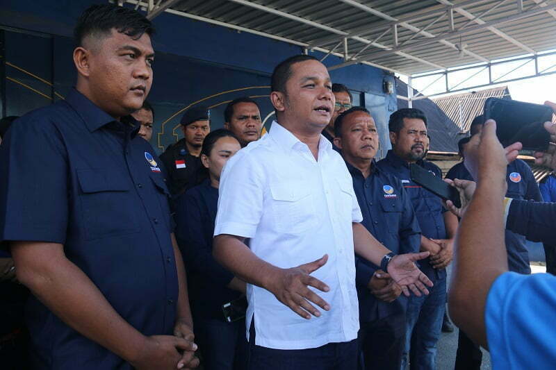 Bakhtiar Perintahkan Fraksi NasDem DPRD Tapteng Perjuangkan Bantuan Rp 2 Miliar Untuk 1.000 Orang Abang Becak