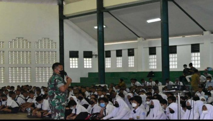 Dibekali Wawasan Kebangsaan Cinta Tanah Air dan Motivasi Sekolah Kedinasan AAU
