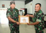 Kapenrem Terima Penghargaan dari Danrem 023/KS