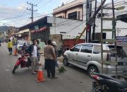 Datang dari Medan, Mobil Ini Nabrak Tiang di Sibolga