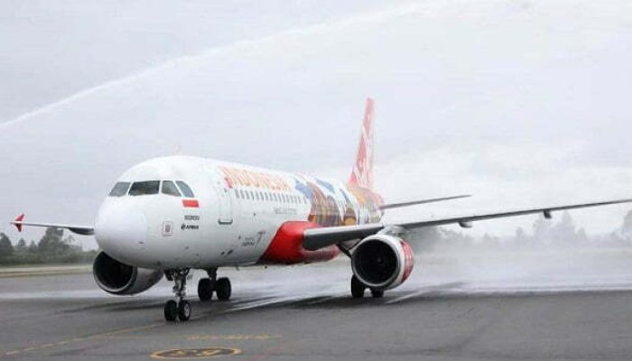 AirAsia Kembali Buka Penerbangan dari Bandara Silangit