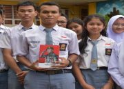 Buku Loper Koran Jadi Jenderal Bintang Empat Inspirasi Bagi Generasi Muda di Wilayah Korem 023/KS