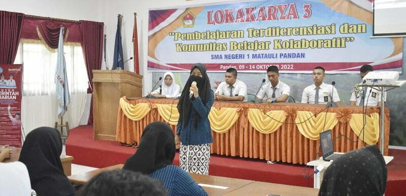 Lokarya yang digelar siswa SMAN 1 Matauli Pandan dengan SMAN 2 Yogyakarta dalam kegiatan pertukaran pelajar antar kedua sekolah. (Dok SMA Matauli)