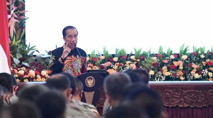 Presiden Joko Widodo saat memberikan pengarahan kepada jajaran pejabat Polri di Istana Negara, Jumat (14/10/2022).(dok.Sekretariat Presiden)