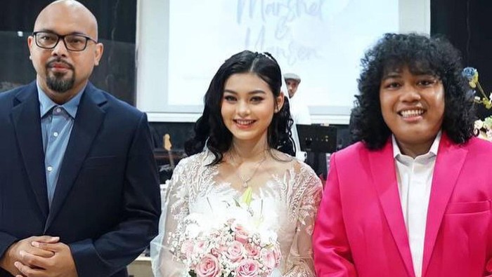 Cesen Eks JKT48 Melahirkan Anak Laki-laki, Memamerkan Foto Pernikahan dengan Marshel Widianto