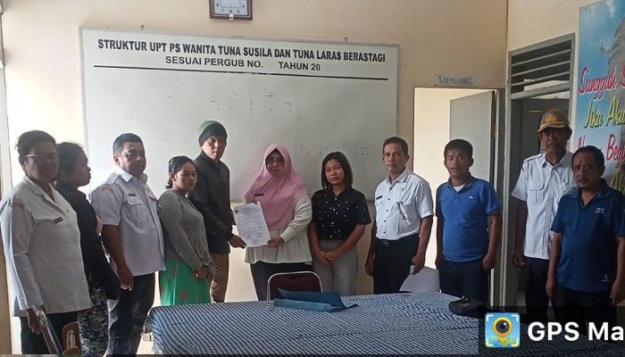 Dinas Sosial Tapteng Serahkan Tiga WRS ke Parawasa Berastagi Setelah Terjaring Razia Satpol PP