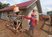 Bupati Nikson Pesankan Sesuatu Kepada Kontraktor yang Membangun Rumah Korban Gempa di Taput