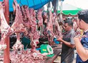 Jelang Lebaran Pedagang Daging Musiman di Pandan Mulai Ramai dan Harganya Normal
