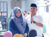 Bakhtiar Ahmad Sibarani dan Istri Bagikan Zakat dan Sedekah Pribadi Untuk 2.500 Orang di Barus
