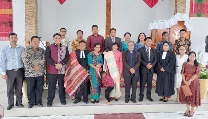 Bupati Vandiko Gultom Ucapkan Terima Kasih Atas Pelayanan dan Bimbingan Pendeta Agus Tampubolon