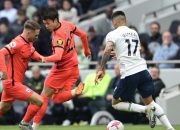Wasit Liga Inggris Akui Kesalahan di Insiden Penalti Brighton vs Tottenham