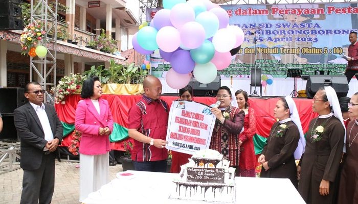Kepsek SD Santa Lusia: Bupati Nikson Adalah Sosok yang Peduli dengan Dunia Pendidikan di Tapanuli Utara