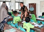 Lima Pesan Pj Bupati Tapteng di Hari Pendidikan Nasional 2023