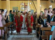 Kirab Salib Pra IYD Keuskupan Sibolga Tiba di Paroki St. Yohanes Penginjil Pinangsori