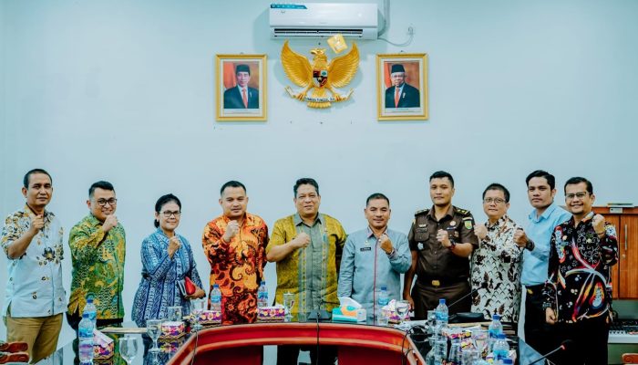Pj. Wali Kota Tebing Tinggi Gelar Rapat Koordinasi Pemantauan Pemberantasan Korupsi untuk Meningkatkan Integritas dan Pendapatan Daerah