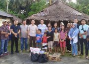 Ibunya Ditahan Karena Kasus Penganiayaan, Kejari Nisel Berikan Bantuan Kepada Lima Anak Terdakwa