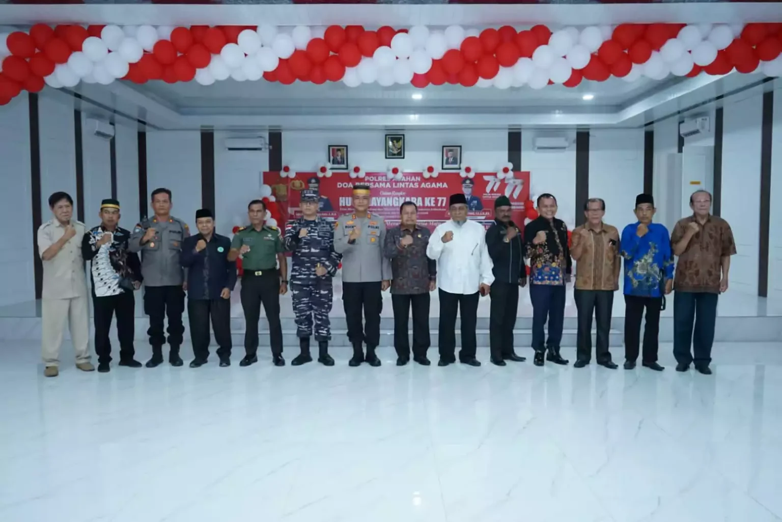 Dalam rangka peringatan Hari Bhayangkara Ke-77, Polri Melaksanakan Doa Bersama untuk Mempertahankan Kebhinnekaan dan Kesatuan Bangsa