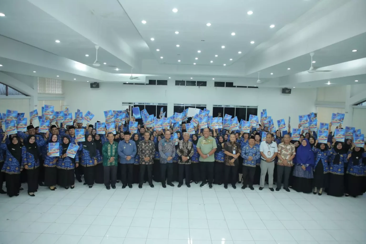 108 Pegawai Pemerintahan dengan Perjanjian Kerja (PPPK) di Kabupaten Asahan Menerima Pengangkatan Jabatan Fungsional Guru