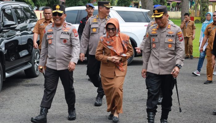 Kapolda Sumatera Utara Minta Kapolres Pematang Siantar untuk Menjaga Wali Kota dengan Baik