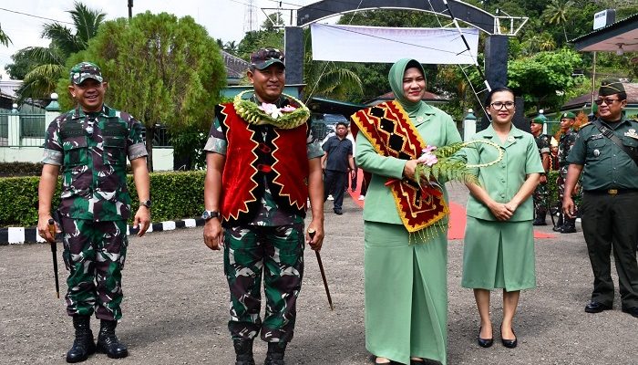 Danrem 023/KS Puji Kehebatan dan Ketangguhan Prajurit Kodim Nias