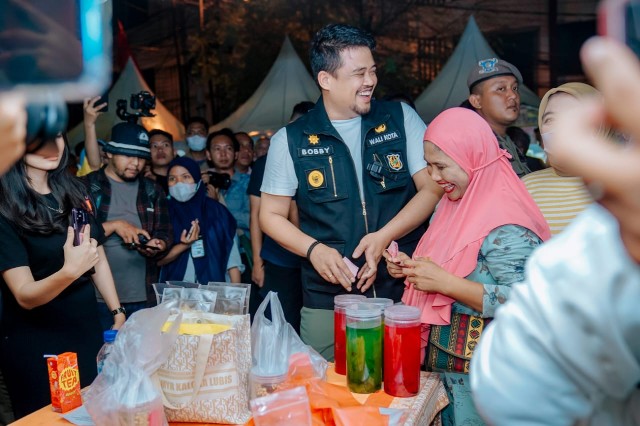 Wali Kota Medan Mendorong Peningkatan Ekonomi dengan Mengembangkan UMKM