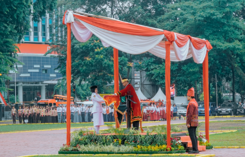 Upacara Peringatan HUT ke-78 Kemerdekaan RI di Medan: Semangat Mengatasi Guyuran Hujan